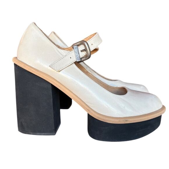 Free People Maggie Platform Mary Janes w Flaw - Missing Hardware - size 38/7.5 - Picture 9 of 15
